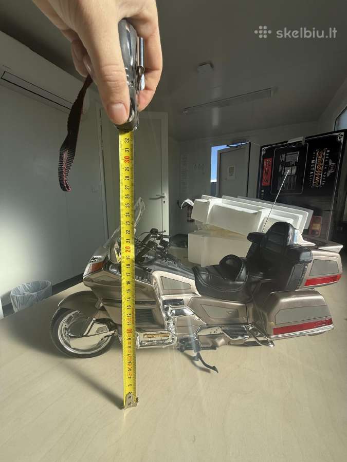 Motociklo modelis Honda Goldwing 1500 Se1:6 ma - nuotraukos Nr. 3