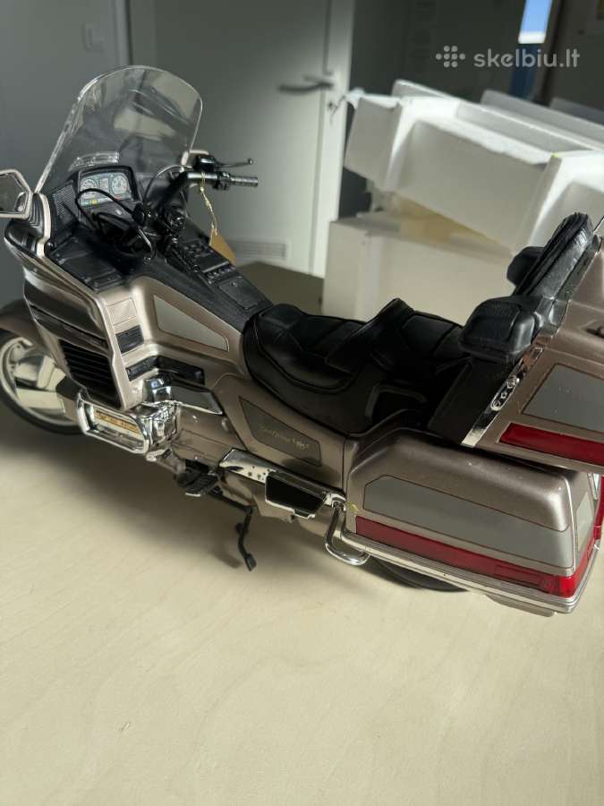 Motociklo modelis Honda Goldwing 1500 Se1:6 ma - nuotraukos Nr. 12