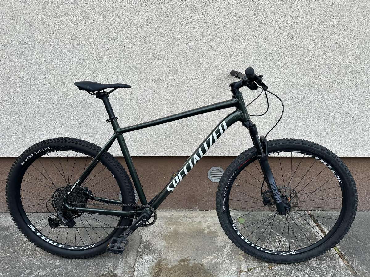 Specialized rockhopper expert kalnu dviratis.