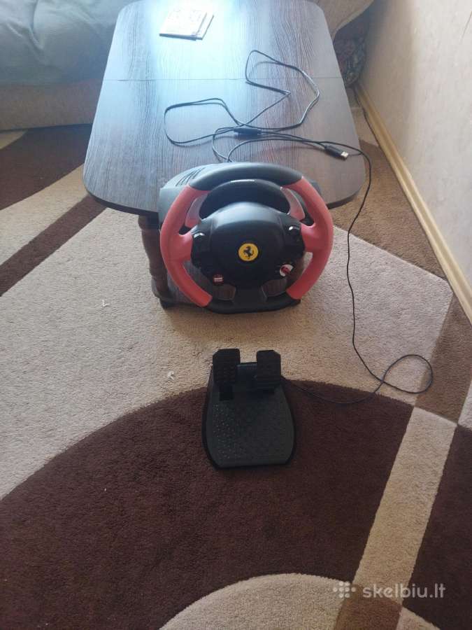 Thrustmaster Ferrari 458 spider Xbox