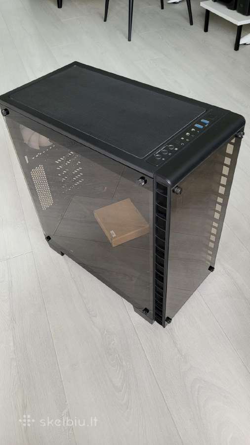 Naudotas Corsair Crystal Series 460x Rgb korpusas
