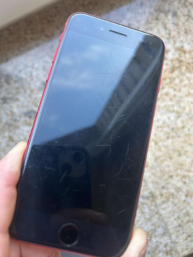 iPhone se2020 - nuotraukos Nr. 2