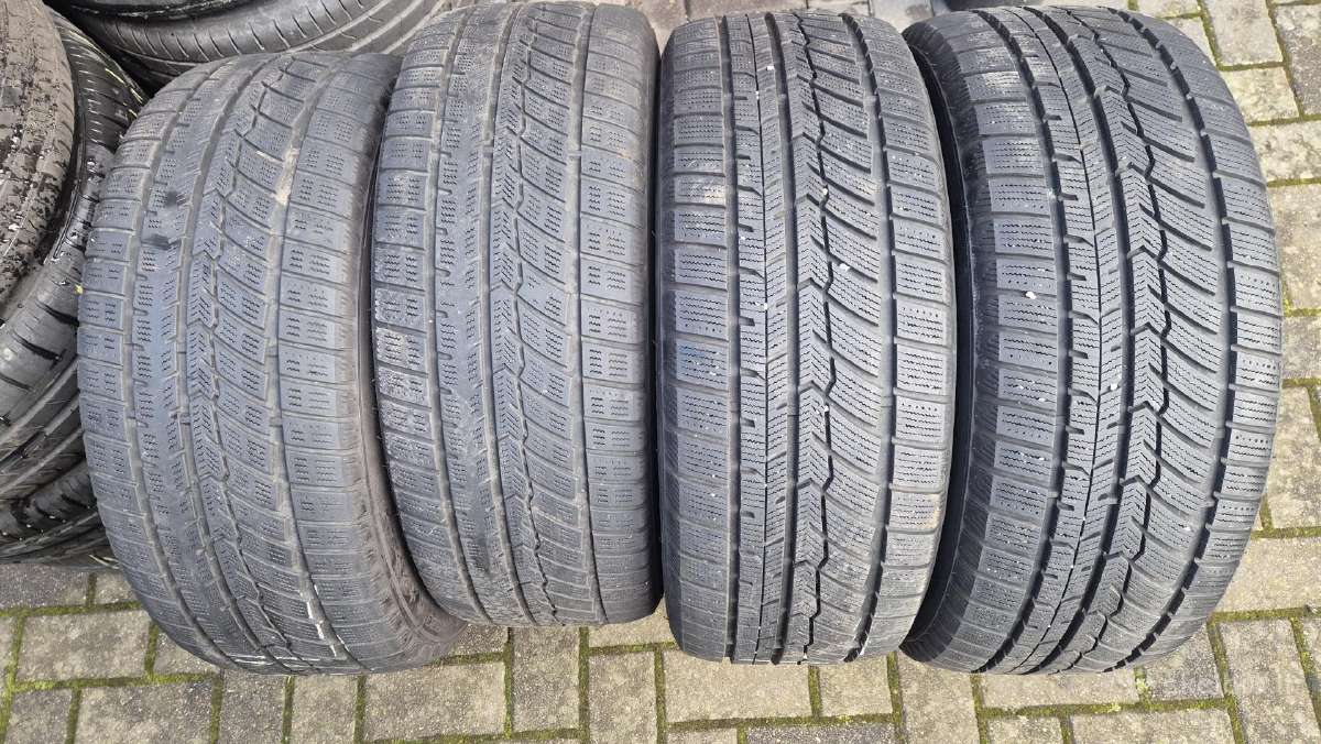 Žieminės 225/50 R17 Austone su Opel Insignia diska