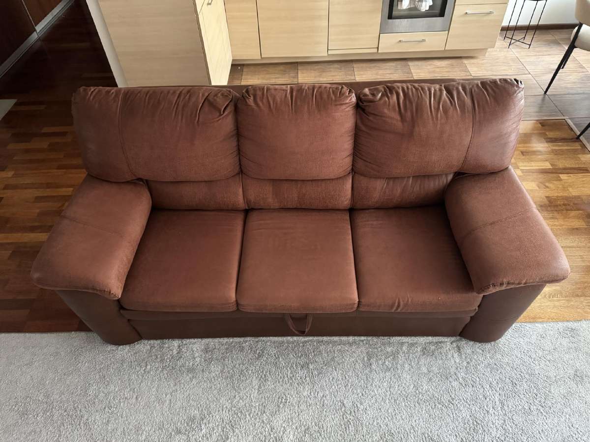 Sofa-lova su miegojimo funkcija ir patalynės