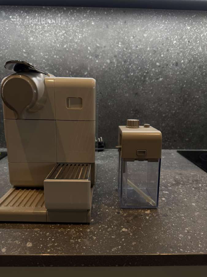Delonghi Nespresso Lattissima Touch kavos aparatas - nuotraukos Nr. 10
