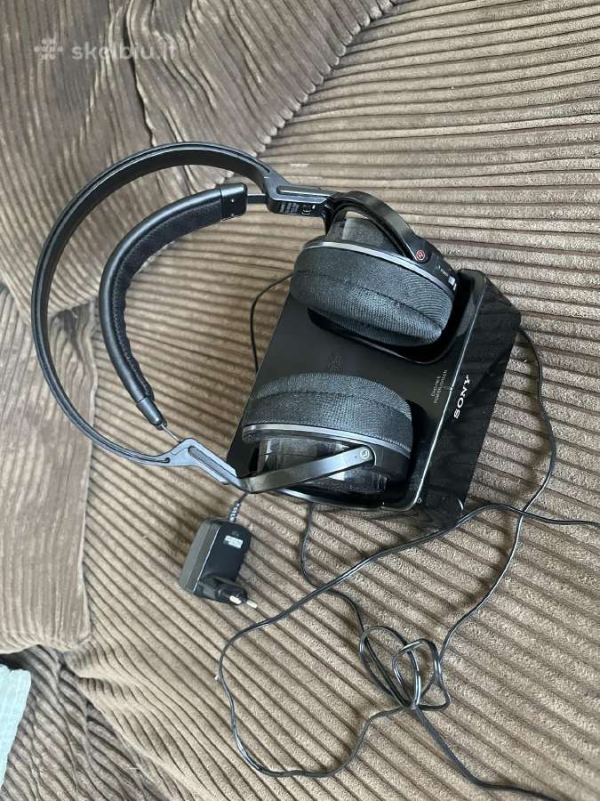 Ausines Sony