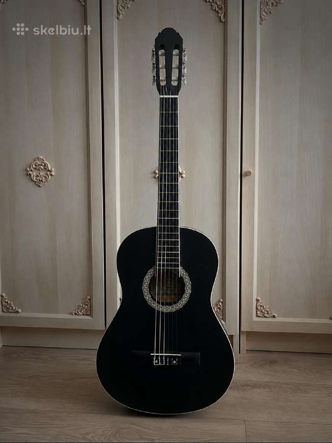Klasikinė gitara su nailoninėmis stygomis 60 €