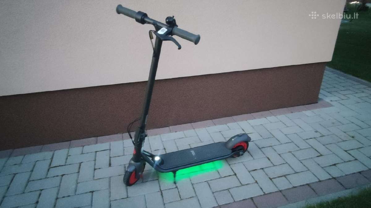 Paspirtukas Ninebot Zing C20