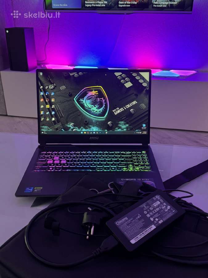 Parduodamas Msi Cyborg 15 A13v nešiojamas kompiute
