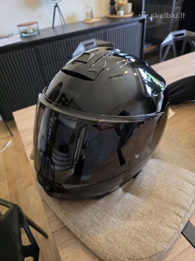 Schuberth c5