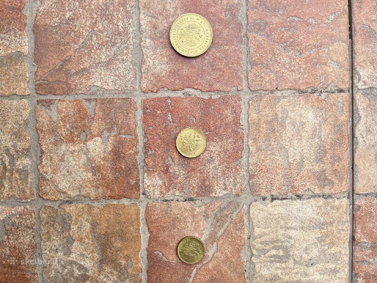 Rusijos imperijos aukso spalvos monetas