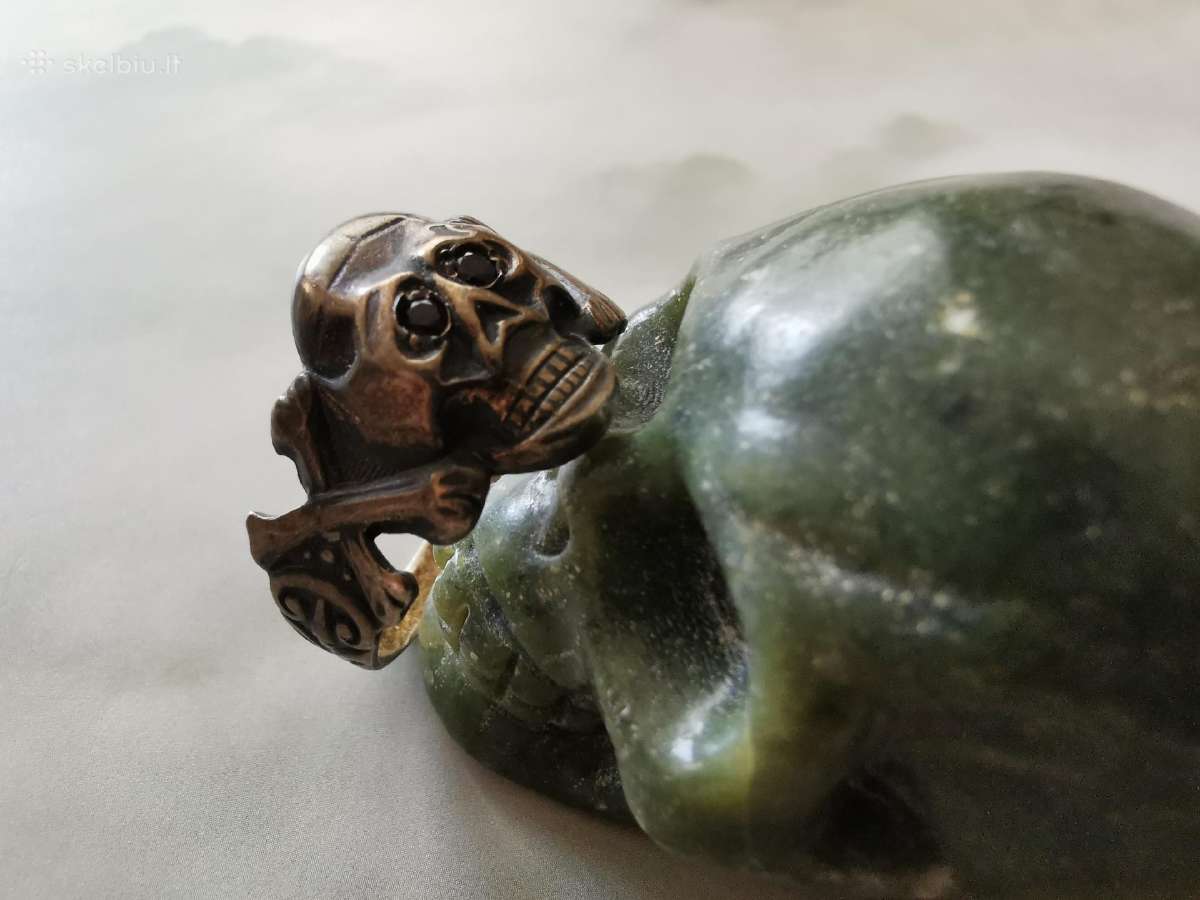 German skull ring