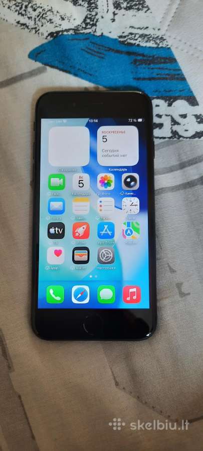 Apple iPhone Se. 64 GB ( be iklaudo, 2020 metu )
