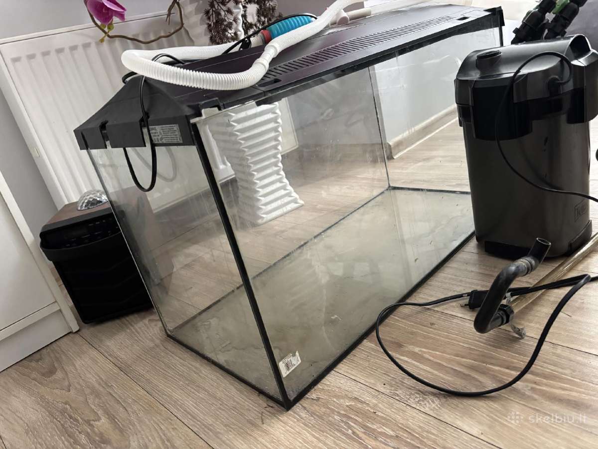 105l akvariumas su galingu filtru