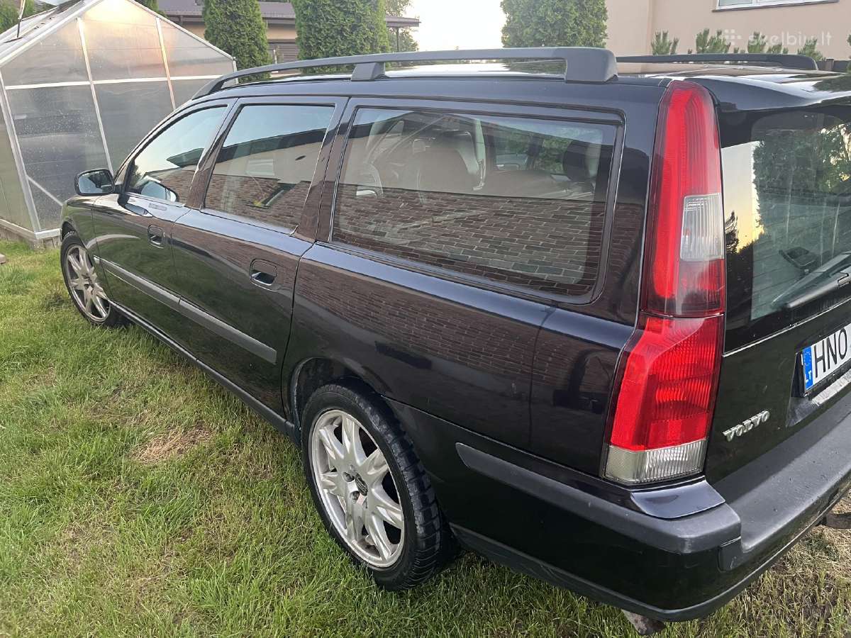Volvo V70 - nuotraukos Nr. 2