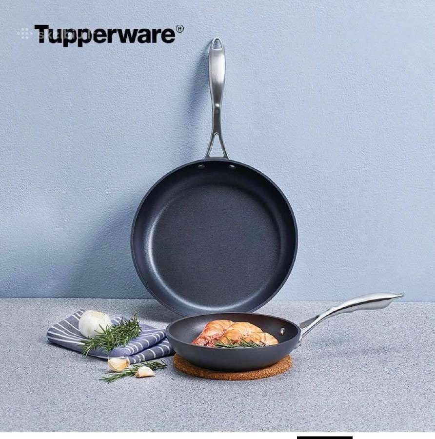 Tupperware keptuvės