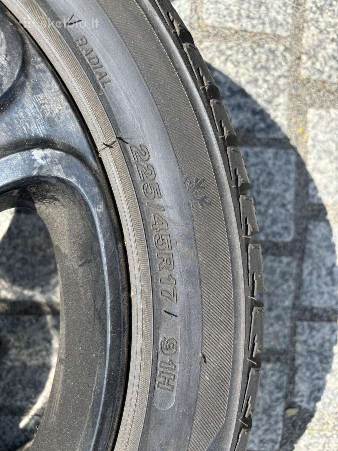 Naudoti Mercedes ratlankiai su zieminem padangom - nuotraukos Nr. 8