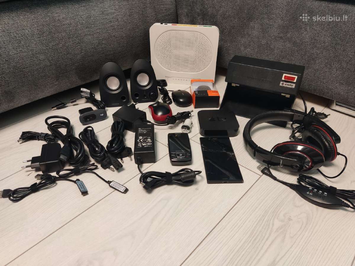 Logitech kamera, maršrutizatorius ir kita