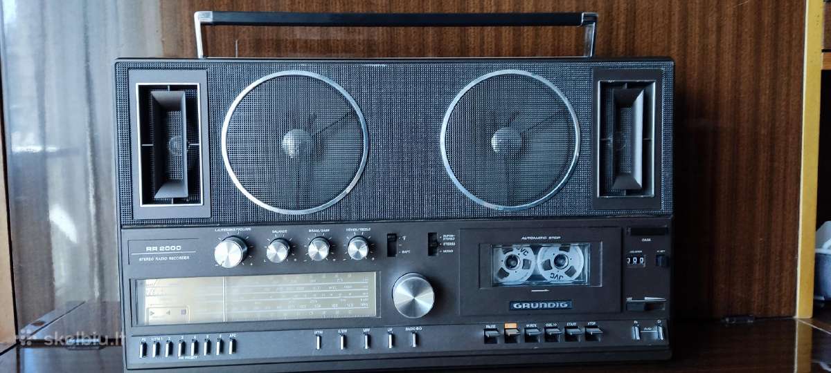 Magnetola Grundig