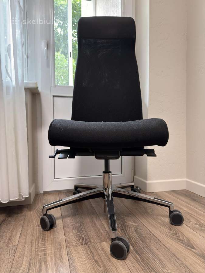 Tronhill Solium Executive, juodos spalvos, su aliu