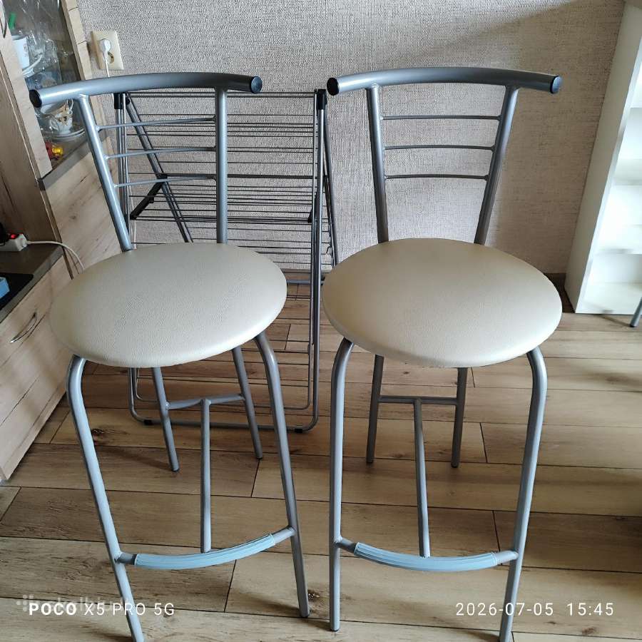 Baras aukštis 106 plotis 57 ilgis 146 ir 4 kėdes - nuotraukos Nr. 5