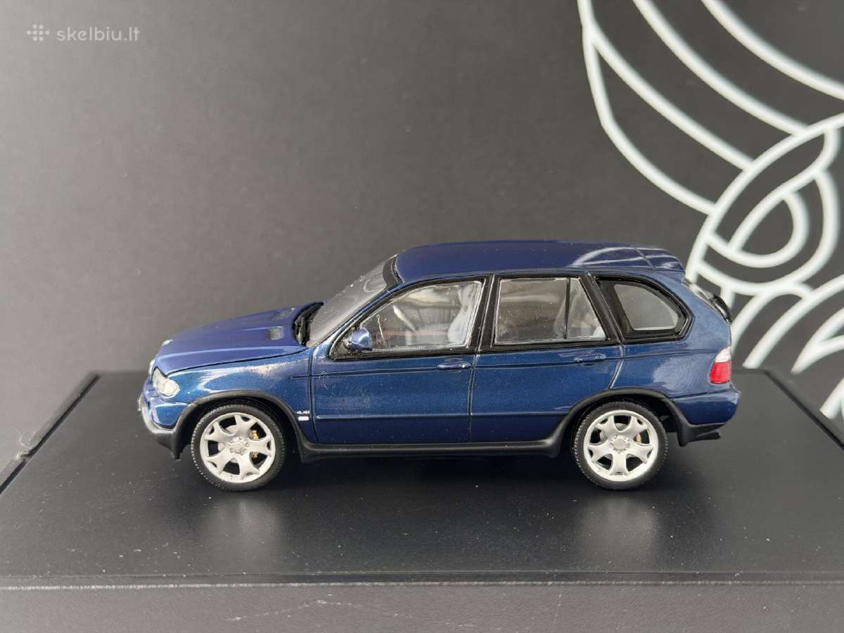 Bmw X5 1:43 - nuotraukos Nr. 2