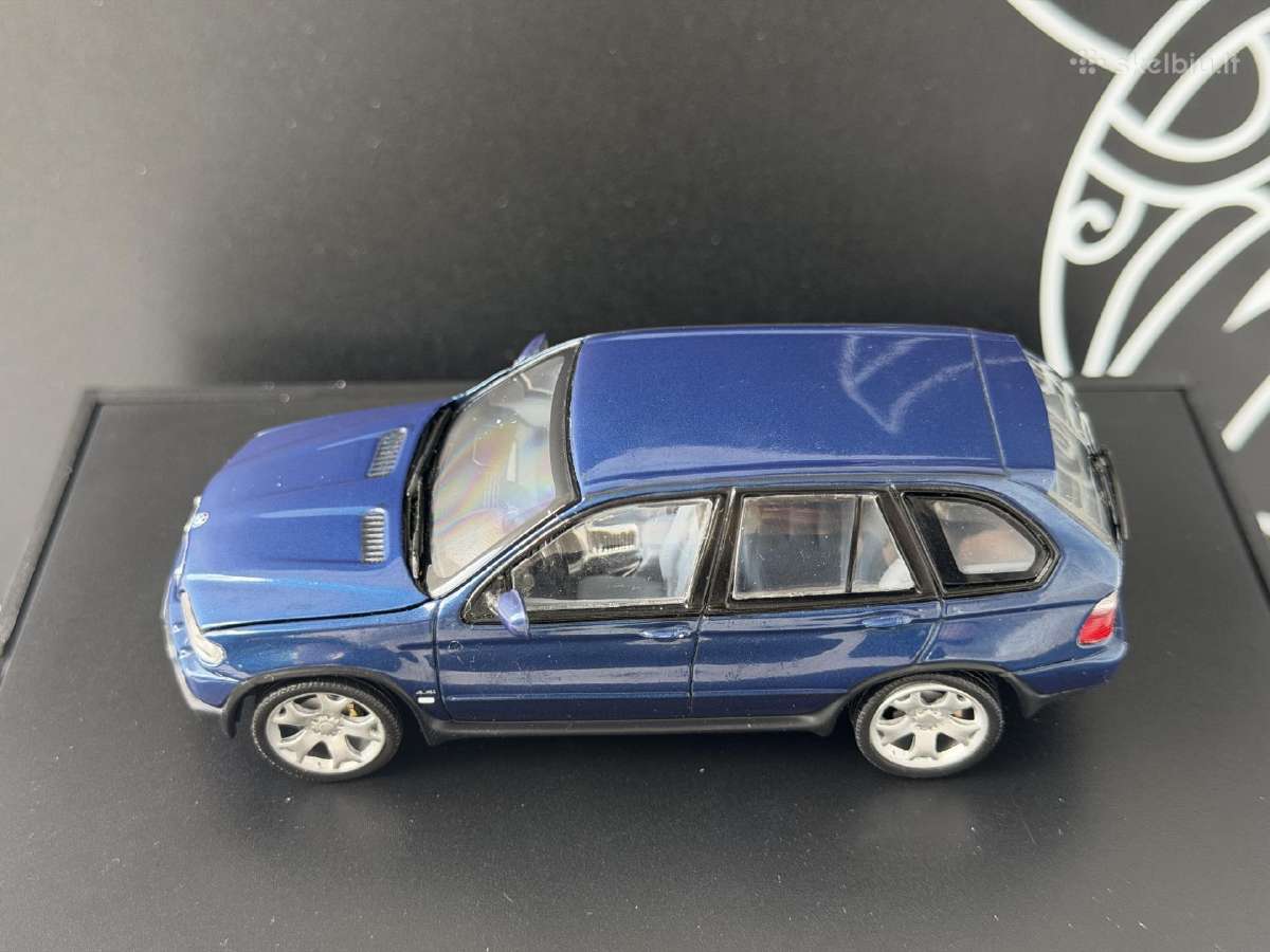 Bmw X5 1:43 - nuotraukos Nr. 3