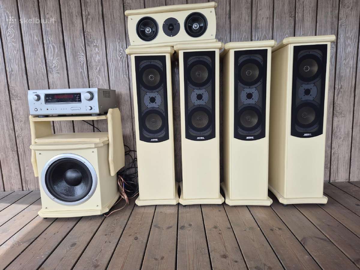 Parduodama kolonėlės, kavos staliukas