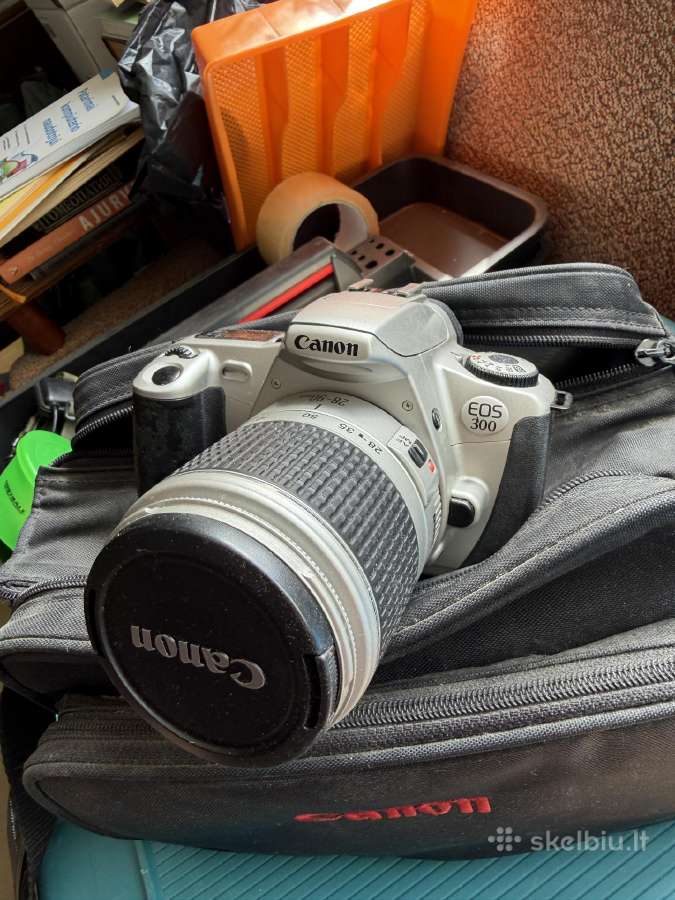 Canon EOS 300