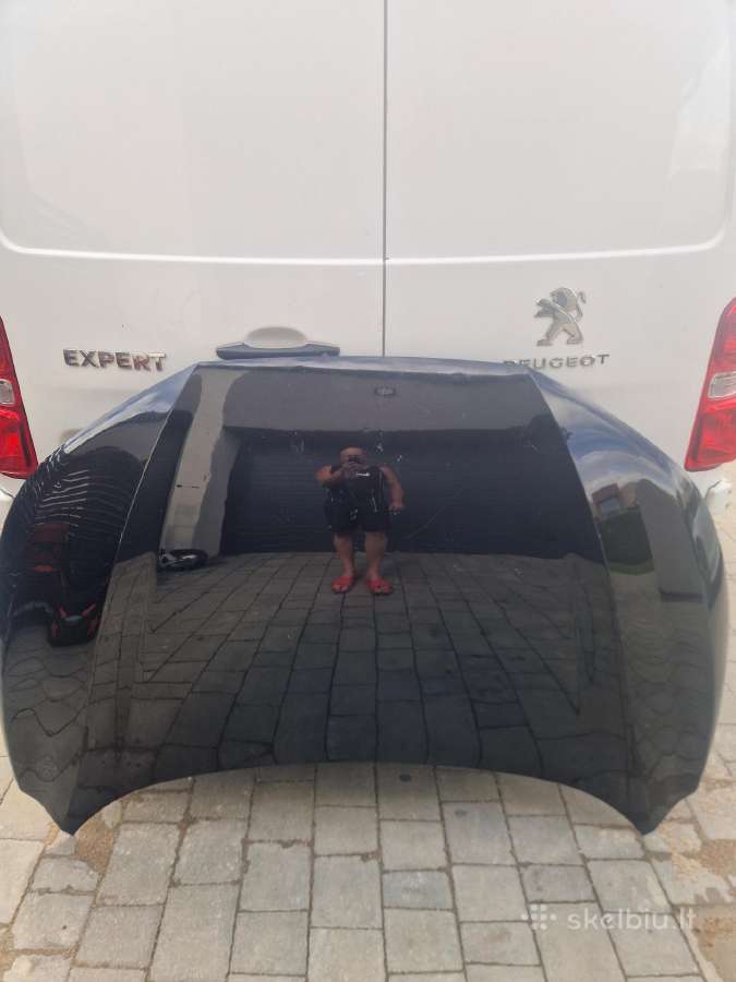 Nissan Qashqai face lift kapotas 2017 metų