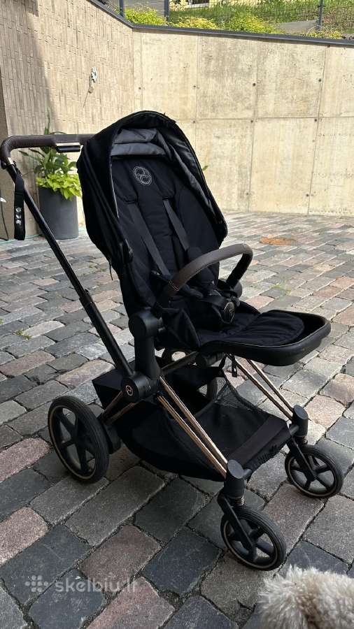 Cybex e-priam“ vežimėlis – puikus rėmas su motorai