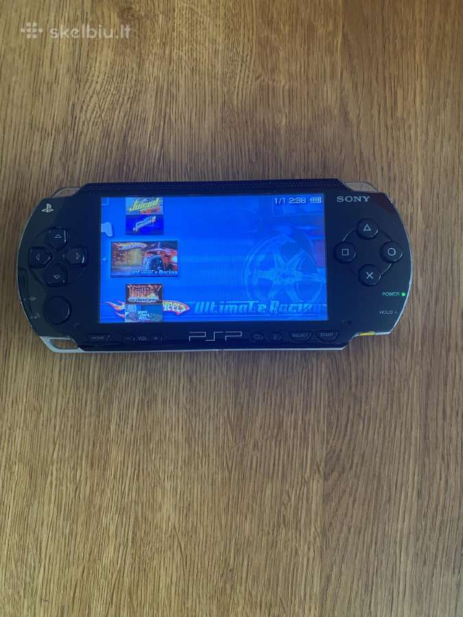Atrištas Sony PSP 1004 su žaidimais