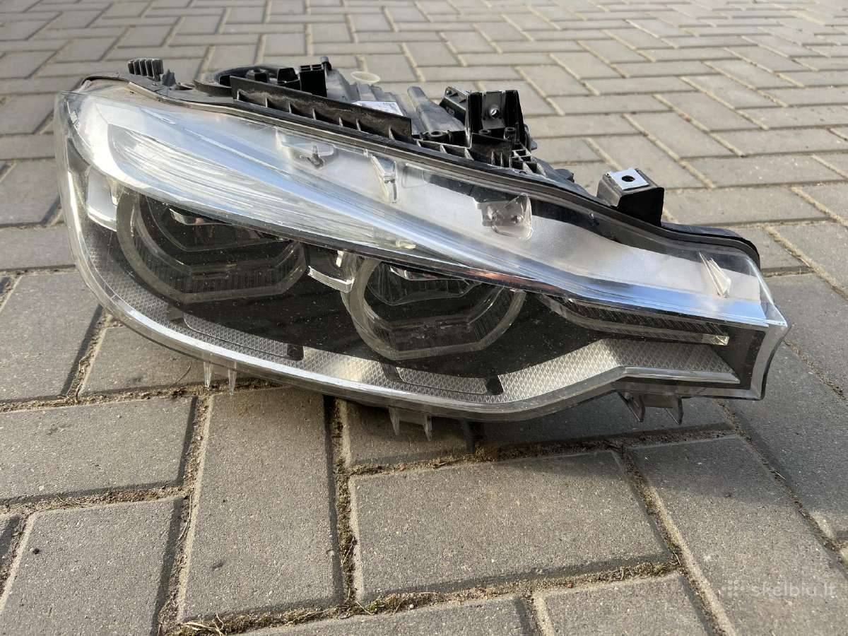 Bmw 3 serijos dešinės pusės priekinis LED žibintas