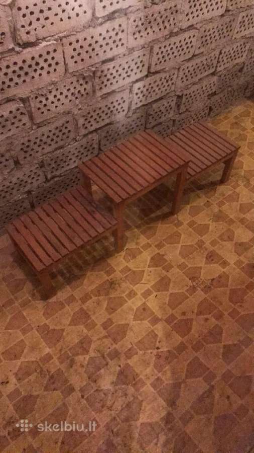 Mediniai laipteliai gėlėms