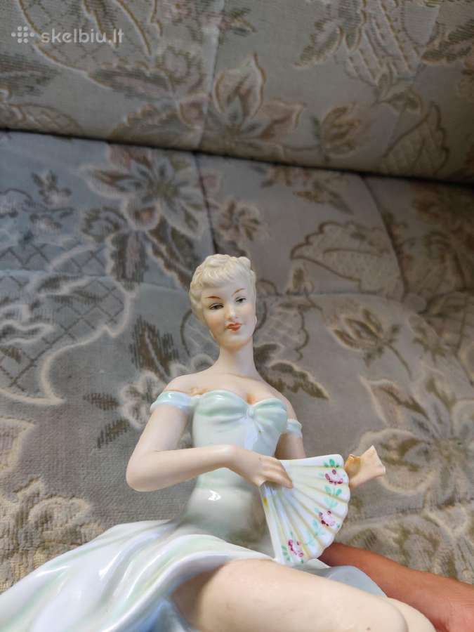 Antikvaras porcelenas