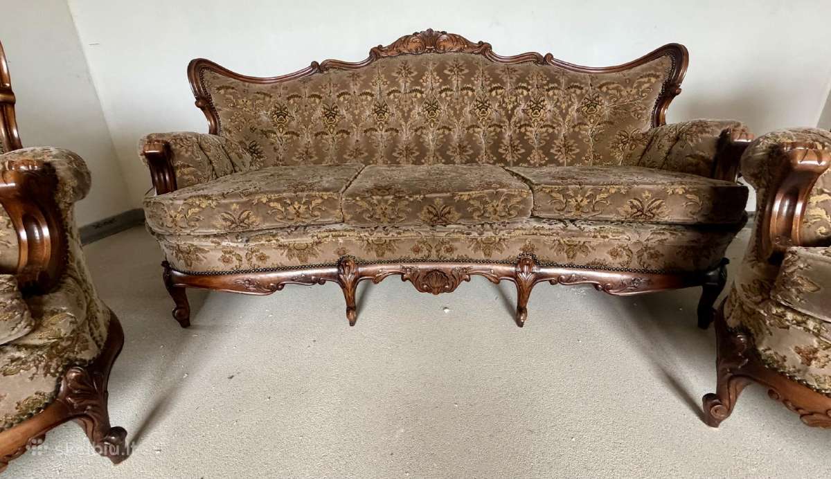 Klasikinio stiliaus komplektas sofa ir 2 foteliai - nuotraukos Nr. 12