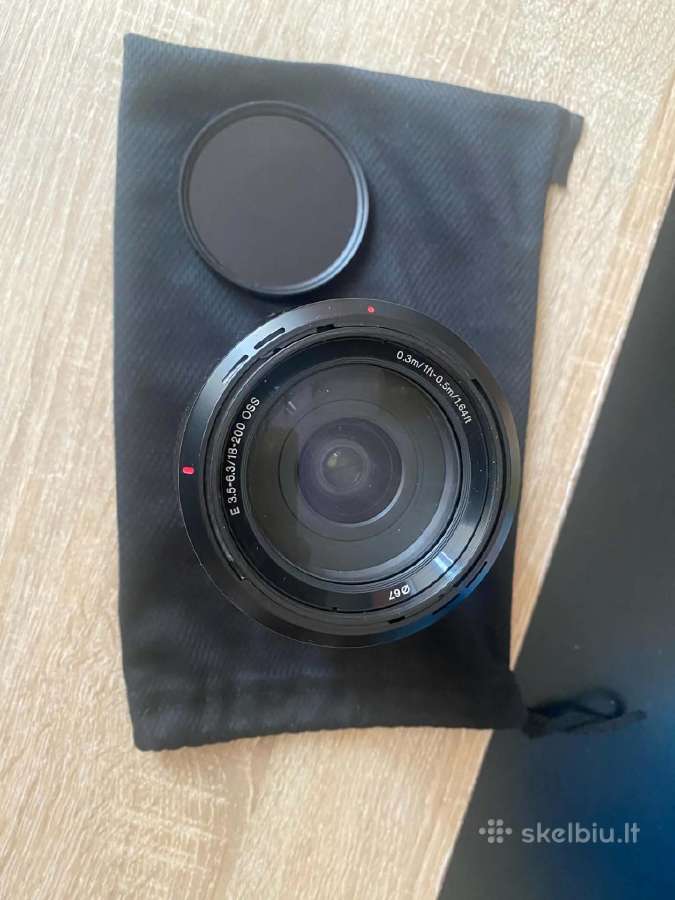 Parduodu Sony E 18–200mm F3.5–6.3 Oss Le objektyvą
