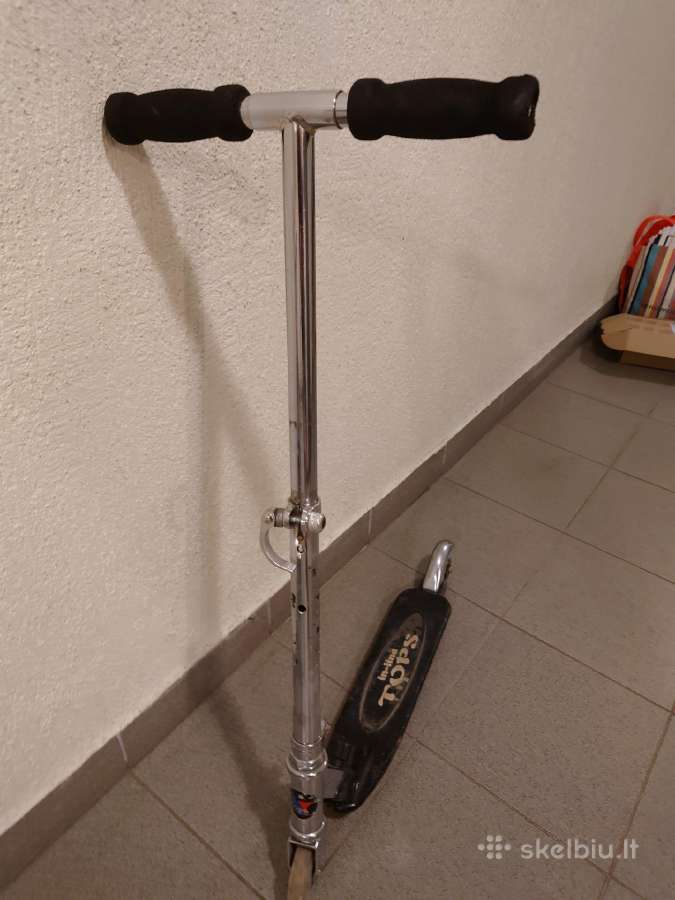 Paspirtukas. Tvirtas reguliuojamo aukščio rankena