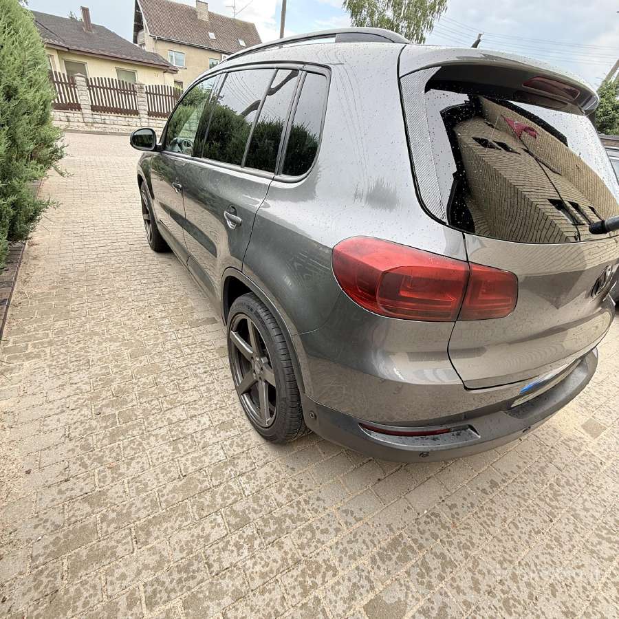 VW Tiguan 2.0 diesel, odinis salonas - nuotraukos Nr. 8