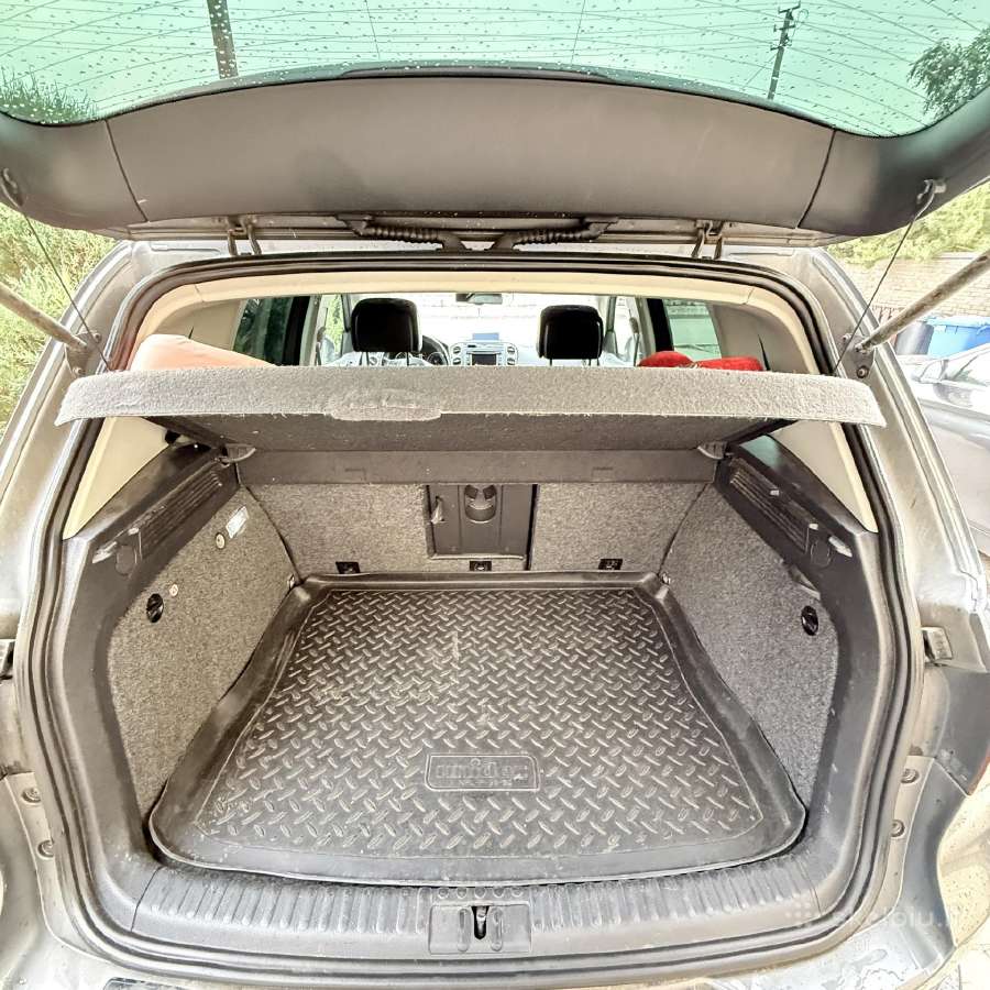 VW Tiguan 2.0 diesel, odinis salonas - nuotraukos Nr. 11
