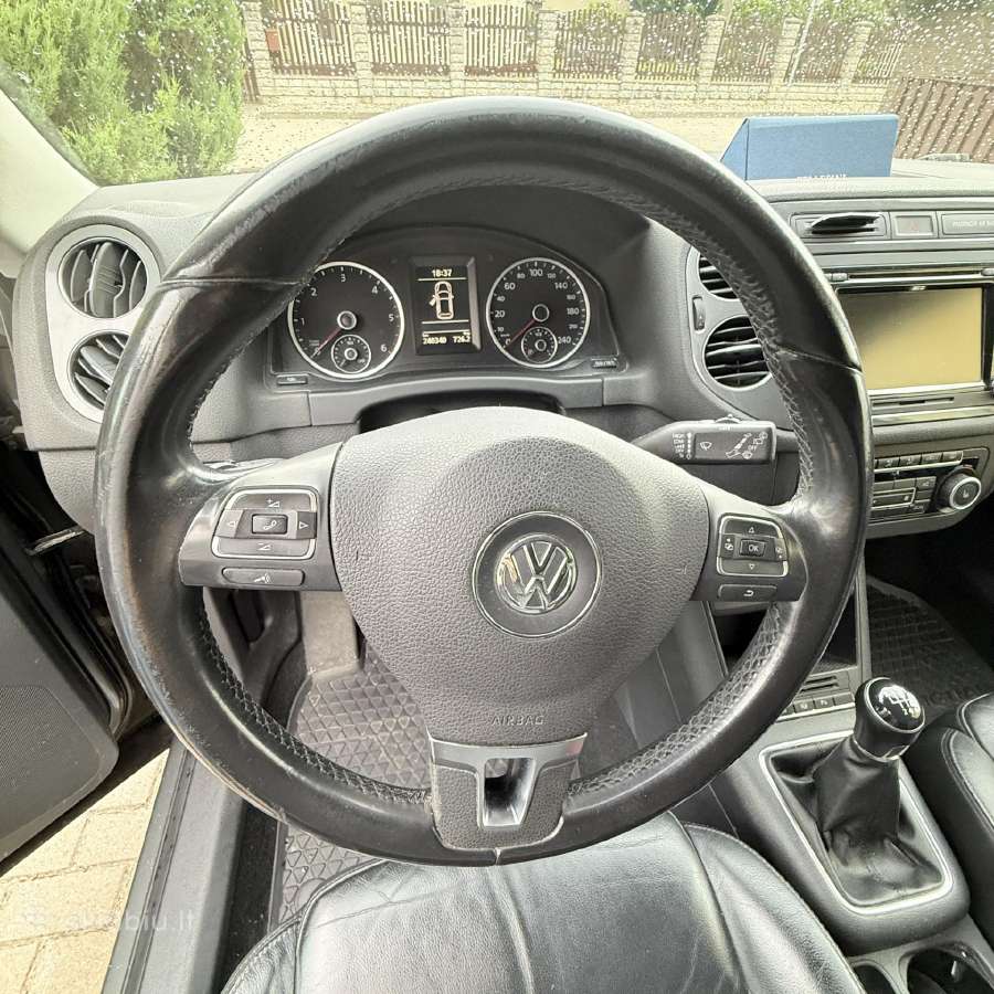 VW Tiguan 2.0 diesel, odinis salonas - nuotraukos Nr. 14