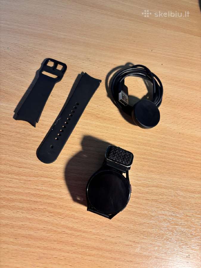 Parduodamas idealios būklės Samsung Galaxy Watch 4