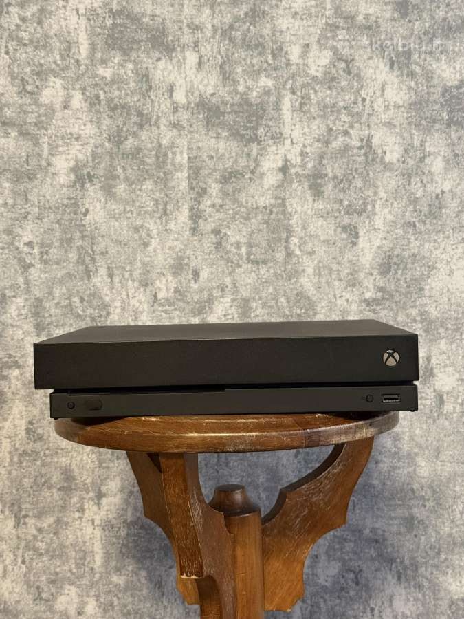 Xbox one X