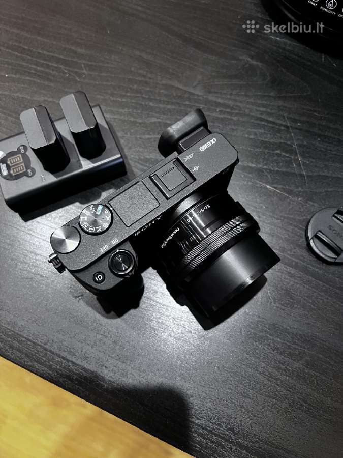 Sony A6300 + 16-50 Oss + 3 baterijos + pakrovėjas
