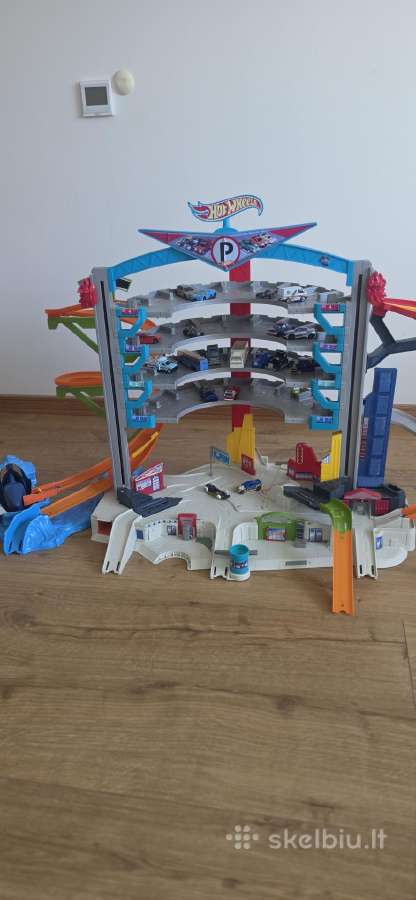 Hot Wheels garazas