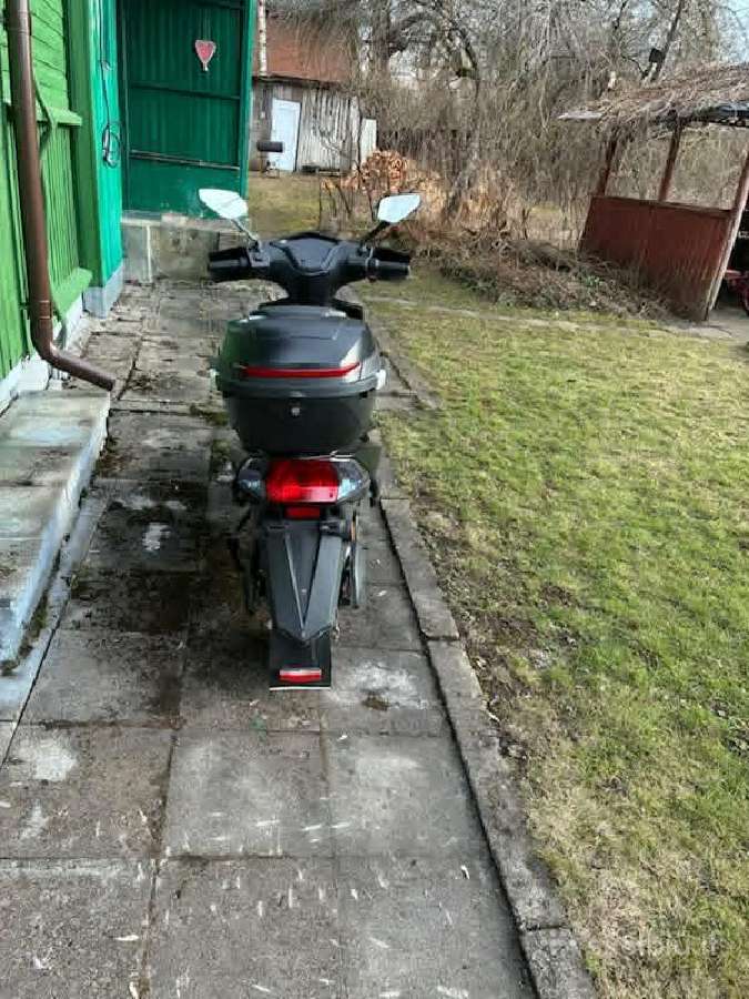 Elektrinis motoroleris - mopedas!
