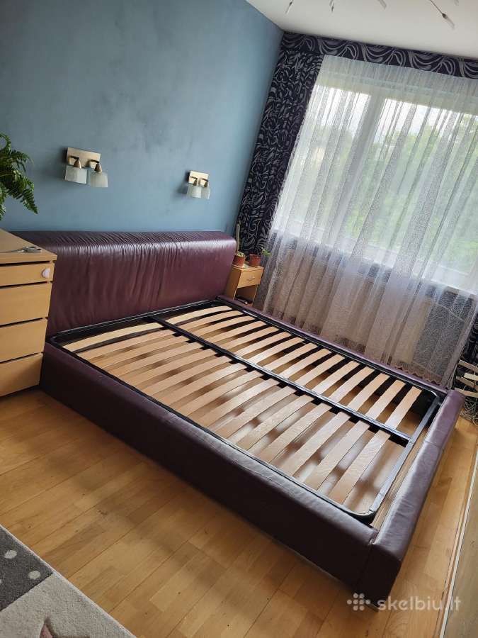 Didelė lova (dydis 240 x 205 cm)