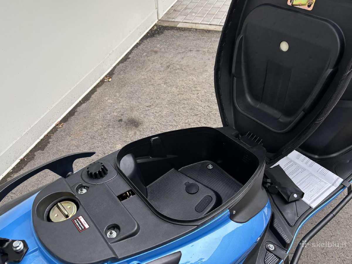Įspūdingas motoroleris 2026m spalava Limited editi - nuotraukos Nr. 5