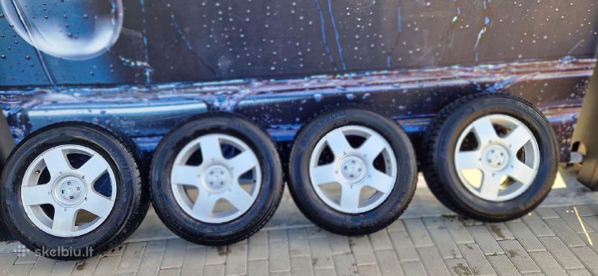 R15 205/65. 5x100