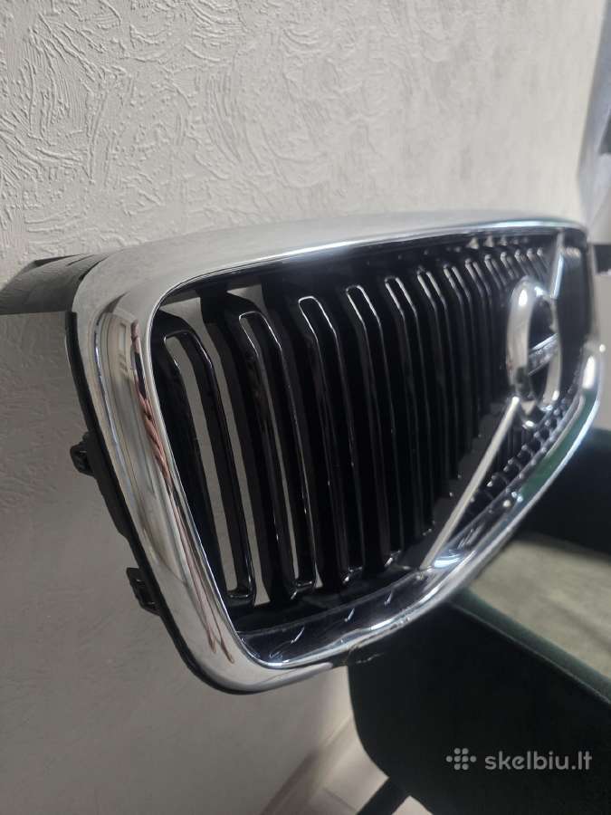 Volvo XC60 grotelės - nuotraukos Nr. 4